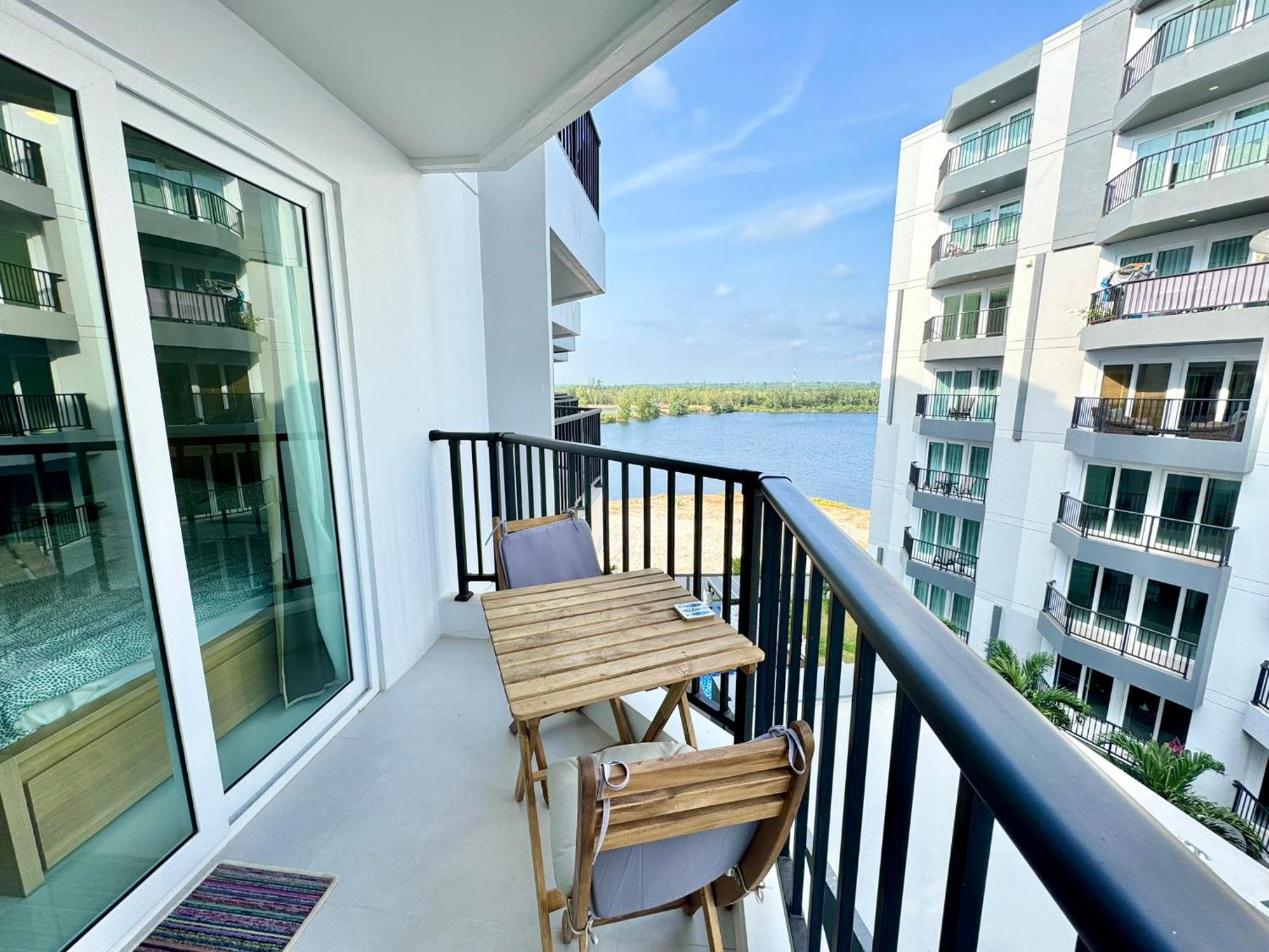 Mantra Beach Condominium Suite - Mae Phim Ban Tha Fat Екстер'єр фото