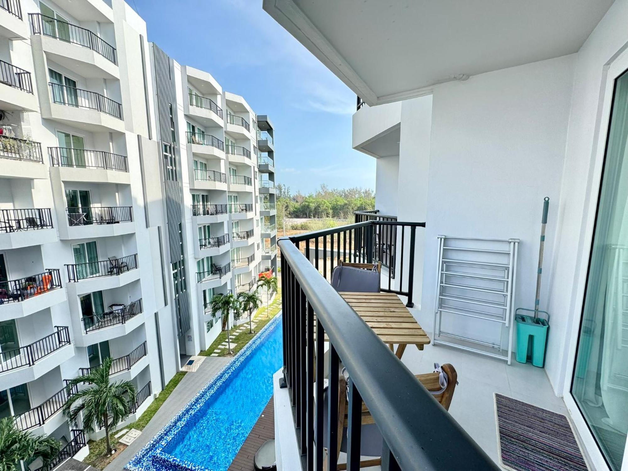 Mantra Beach Condominium Suite - Mae Phim Ban Tha Fat Екстер'єр фото