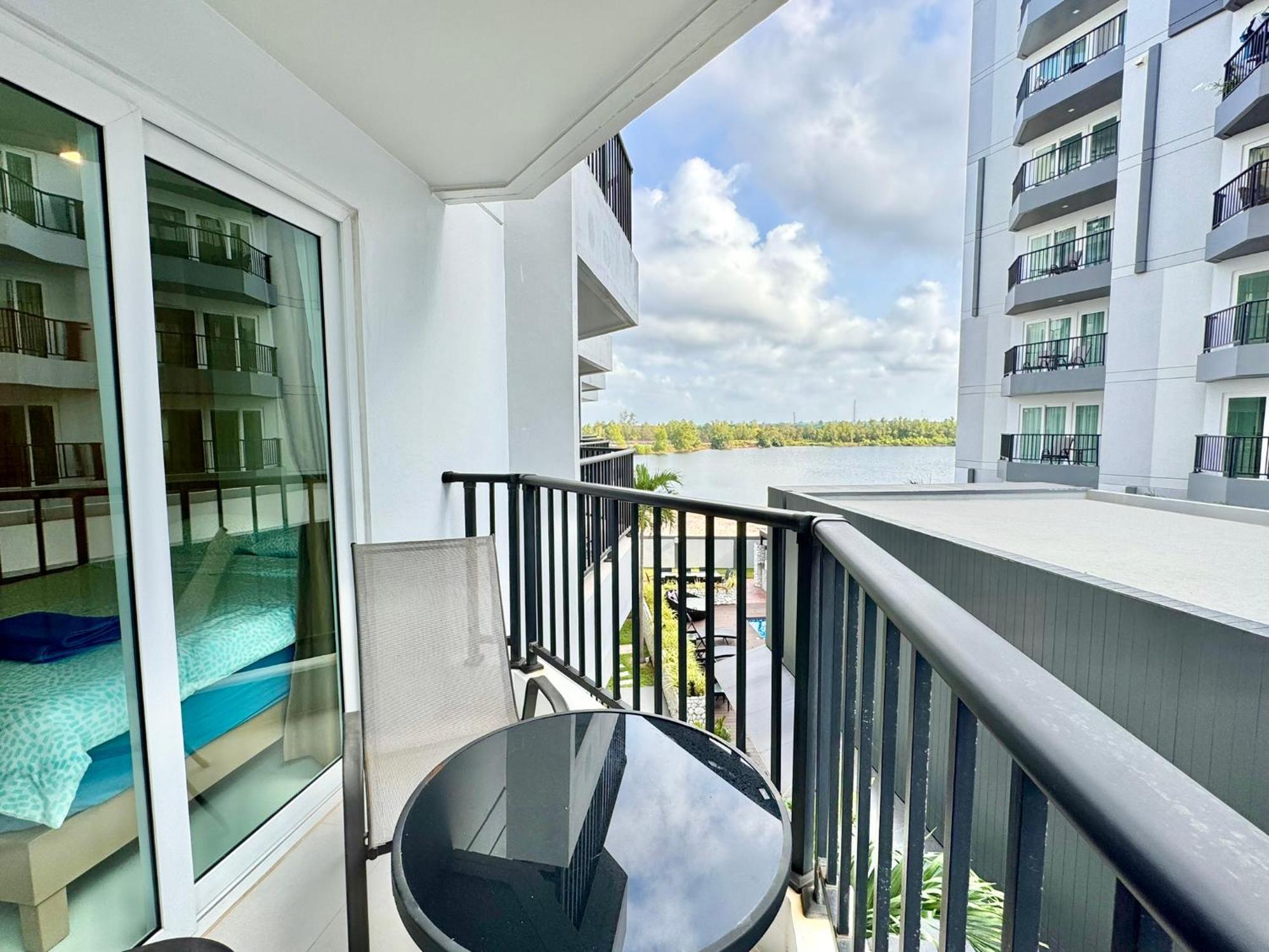 Mantra Beach Condominium Suite - Mae Phim Ban Tha Fat Екстер'єр фото