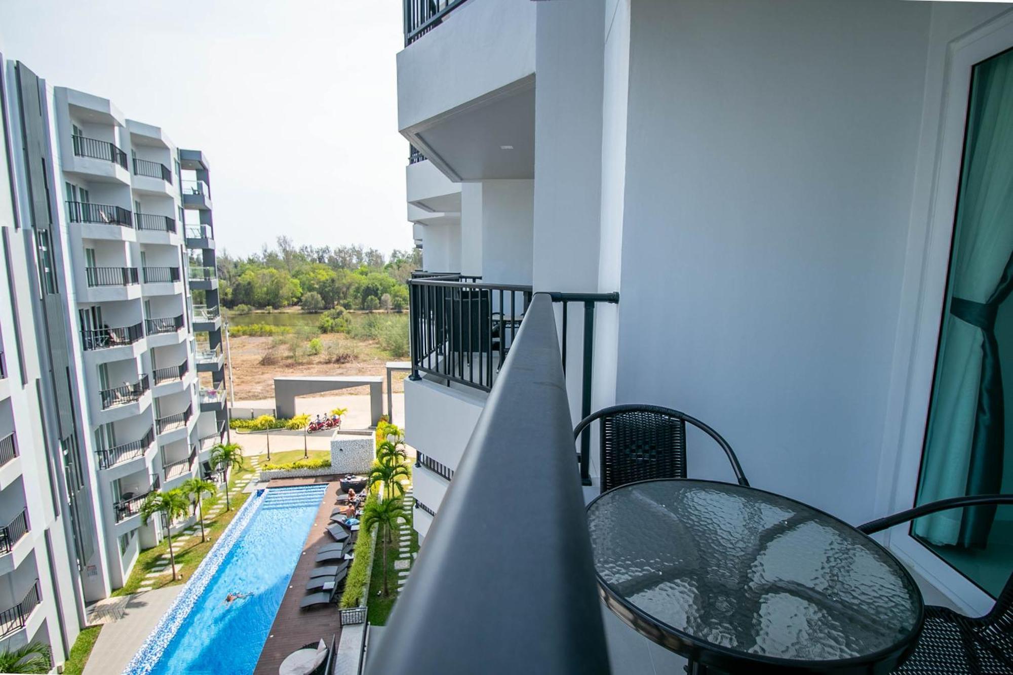 Mantra Beach Condominium Suite - Mae Phim Ban Tha Fat Екстер'єр фото